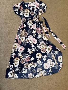 wren and ivory nursing dress Wren & Ivory Maternity Dress, size Small